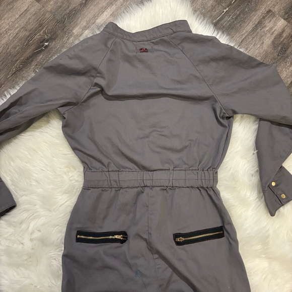 Grey Zipper Jumpsuit - Picture 4 of 4
